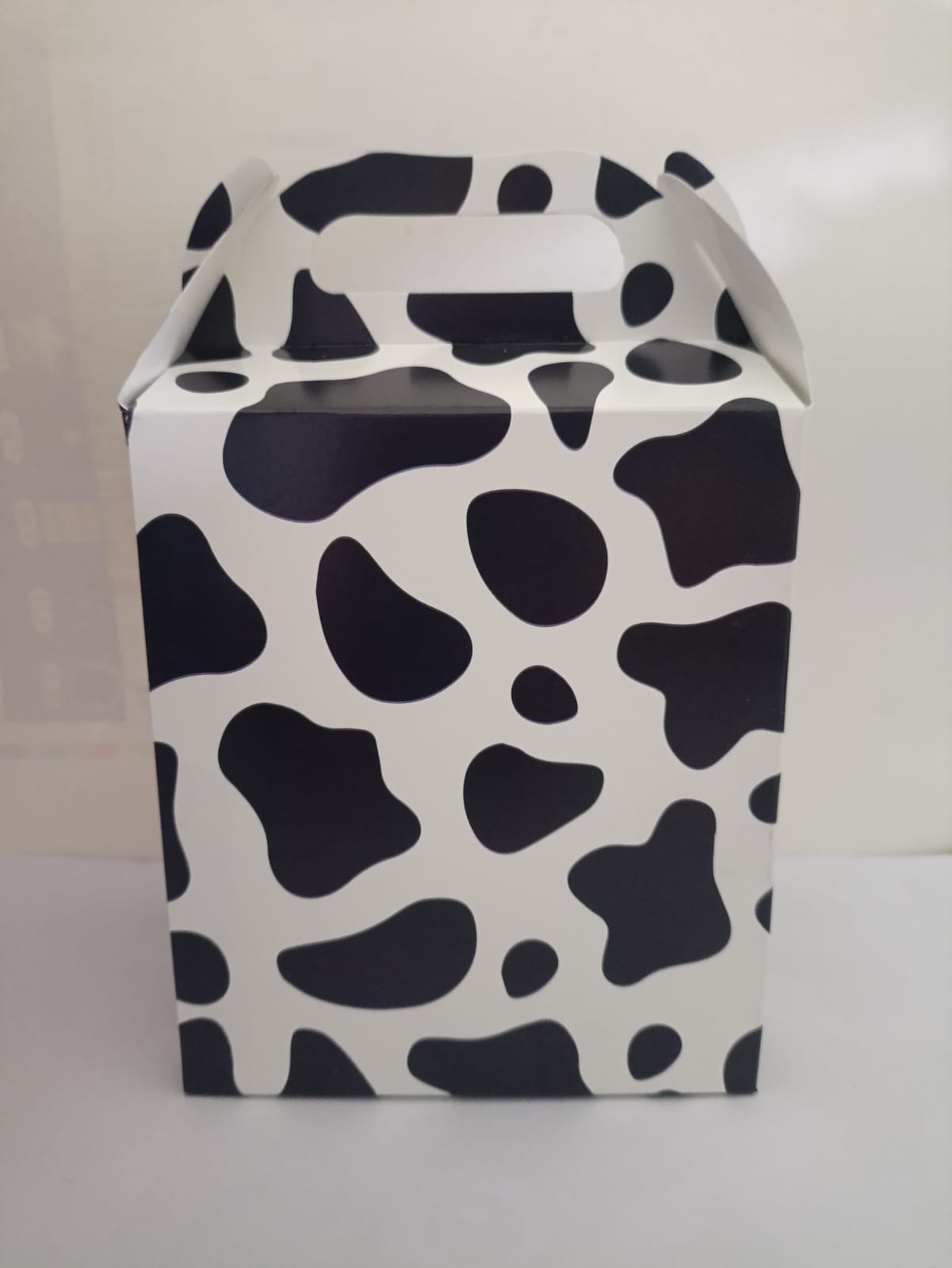 Megakit Cumpleañero Vaca 40 pzas Bolsas, Vasos, Loncheras, Gorritos.